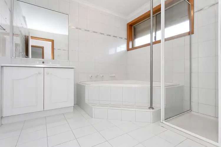 Sixth view of Homely house listing, 5 St Warden Court, Keilor Downs VIC 3038