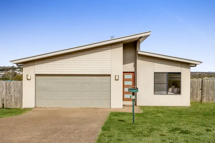 12 Alistair Street, Glenvale QLD 4350