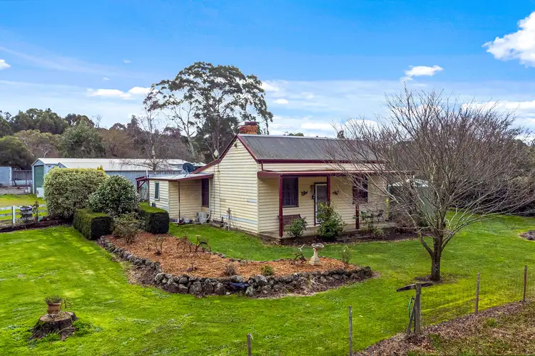 24 Dineen Road, Bullengarook VIC 3437