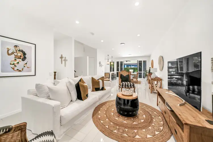 1/19 Magnoli Circuit, Palm Beach QLD 4221