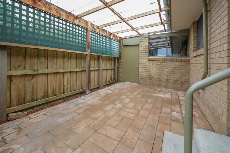 Third view of Homely unit listing, 2/5 Newry Court, Warrnambool VIC 3280