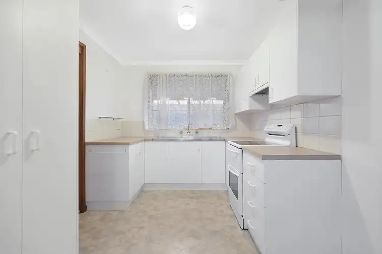 Fifth view of Homely unit listing, 2/5 Newry Court, Warrnambool VIC 3280