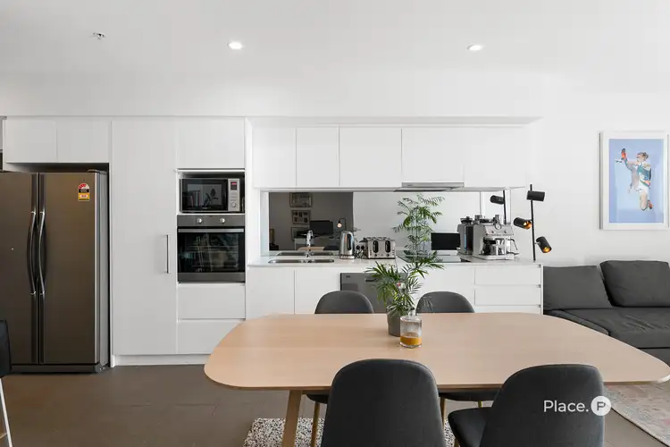 11805/300 Old Cleveland Road, Coorparoo QLD 4151