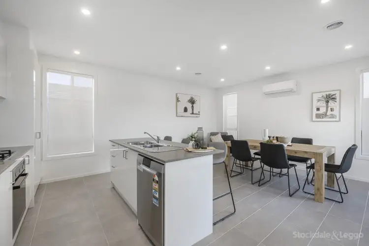 Fourth view of Homely unit listing, 2/2 Stockhaven Circuit, Langwarrin VIC 3910