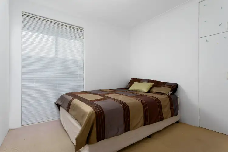 Seventh view of Homely house listing, 5 Oakdale Close, Halls Head WA 6210