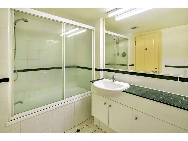 Sixth view of Homely apartment listing, MAIN PLACE 32 Cronin Avenue, Main Beach QLD 4217