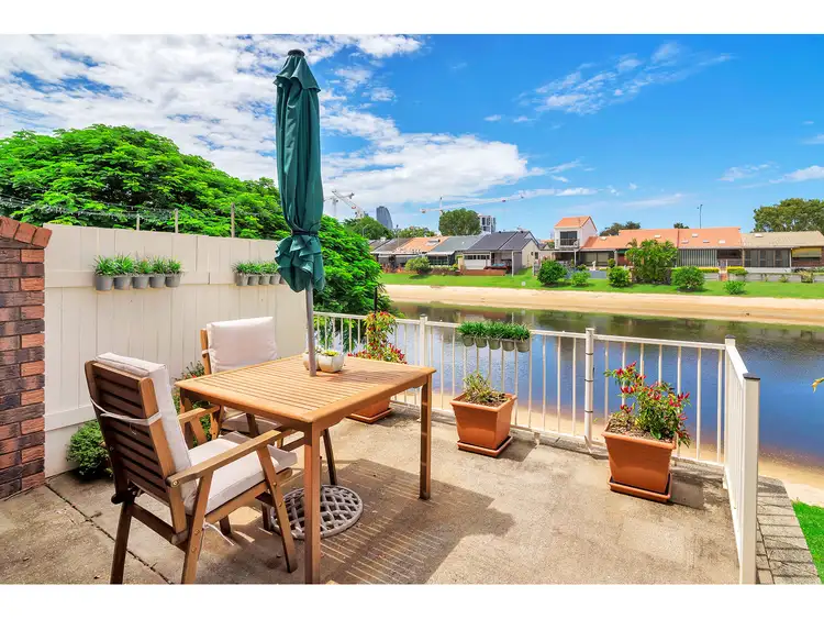 9/17 Aquila Court, Mermaid Waters QLD 4218