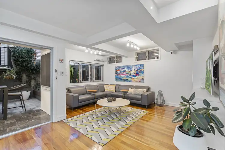 Fifth view of Homely townhouse listing, 1/20 Baynes Street, Highgate Hill QLD 4101