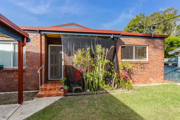 Third view of Homely semi-detached listing, 9 Seaview Parade, Deception Bay QLD 4508