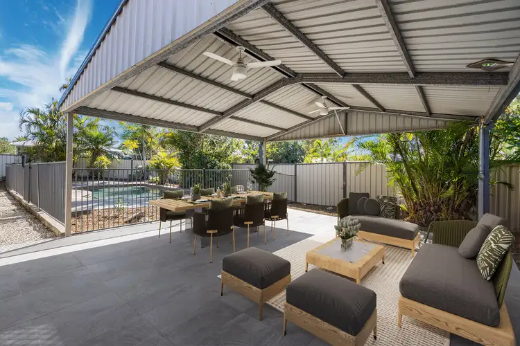 1 Calder Crescent, Helensvale QLD 4212