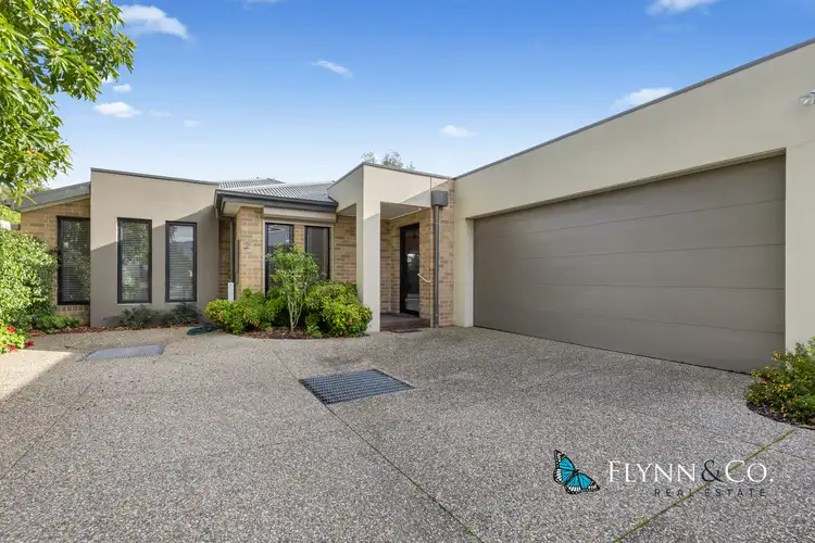 2/6 Hayes Avenue, Rosebud VIC 3939
