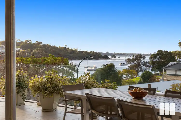 2A Crewe Street, Bicton WA 6157
