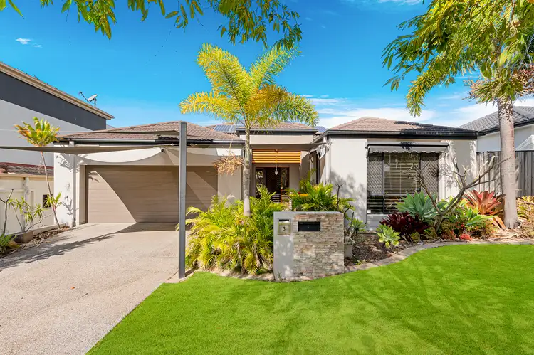 3 Tindari Place, Varsity Lakes QLD 4227
