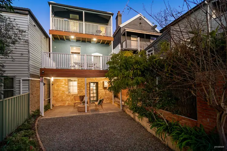 52 Brooks Street, Cooks Hill NSW 2300