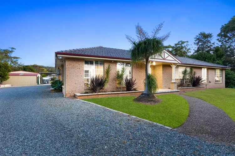 6 Casson Avenue, Eleebana NSW 2282