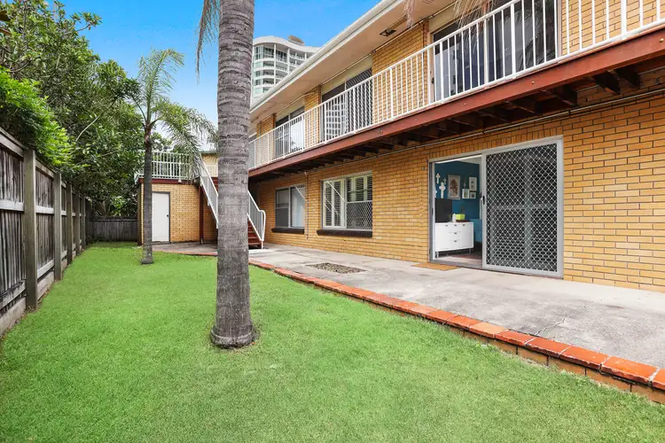 Seventh view of Homely apartment listing, 3/26 Cronin Avenue, Main Beach QLD 4217