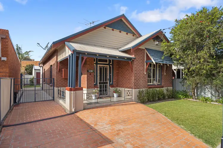 4 Rawson Street, Mayfield NSW 2304