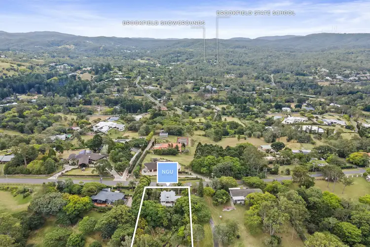 26 Royston Street, Brookfield QLD 4069