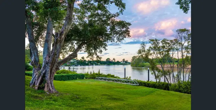 108 Rome Street South