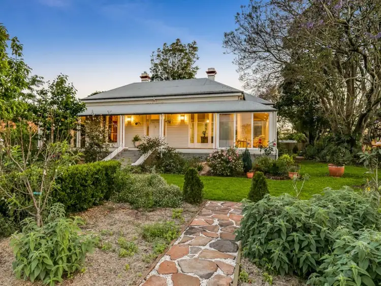 2 Braemar Street, South Toowoomba QLD 4350