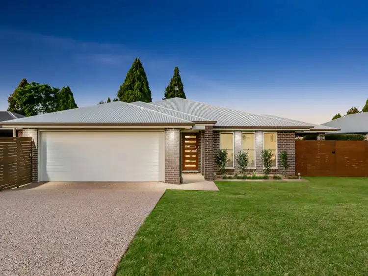 11 Pugh Street, Middle Ridge QLD 4350