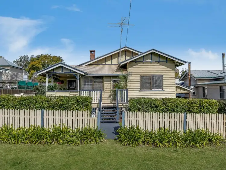 2 Alice Street, East Toowoomba QLD 4350