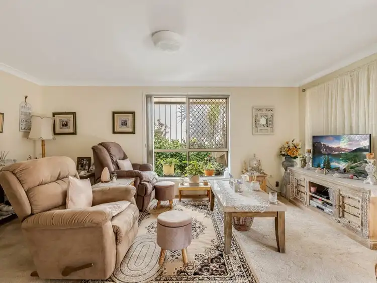 Second view of Homely unit listing, 2/4 Araluen Court, Kearneys Spring QLD 4350