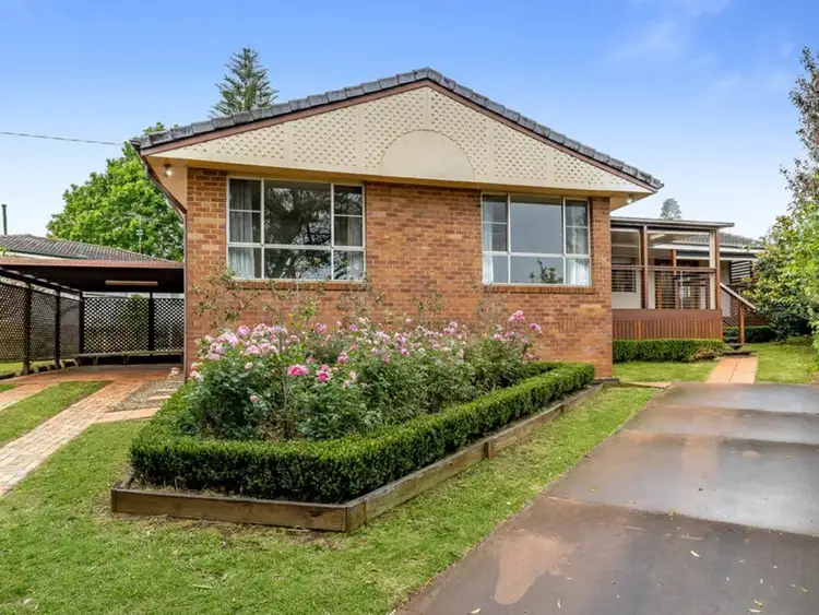 37 Hoey Street, Kearneys Spring QLD 4350