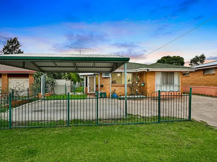 8 Doherty Street, Rockville QLD 4350