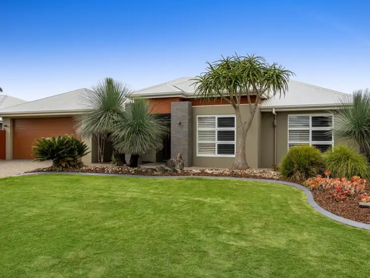 5 Argus Court, Middle Ridge QLD 4350