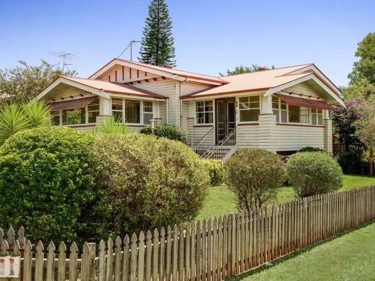 81 Taylor Street, Newtown QLD 4350