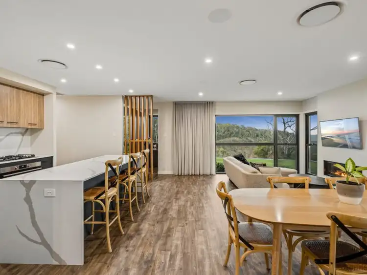 Sixth view of Homely house listing, 3 Coventry Court, Mount Lofty QLD 4350