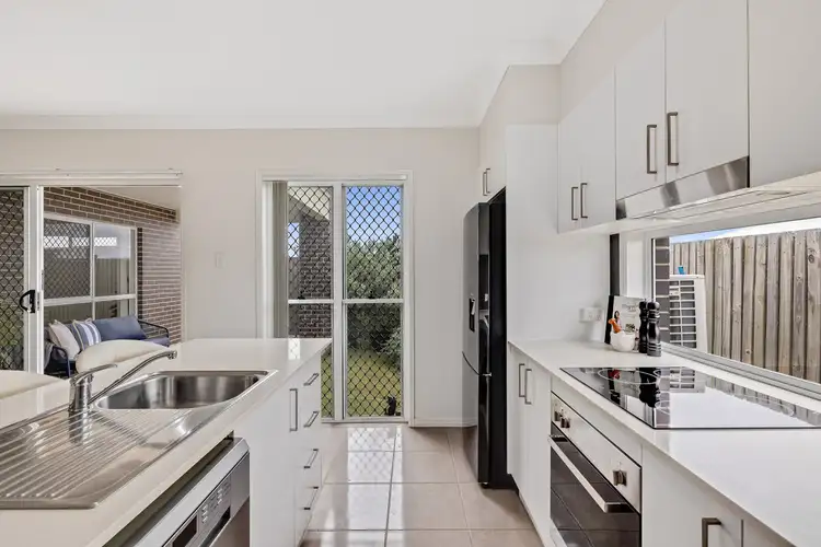 Fifth view of Homely unit listing, 1/2 Coverack Street, Kleinton QLD 4352
