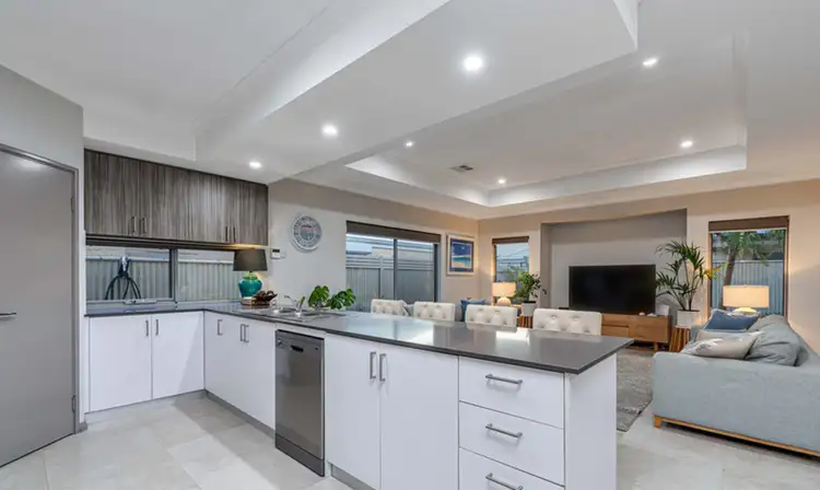 Sixth view of Homely house listing, 19 Bristlebird Circuit, Alkimos WA 6038