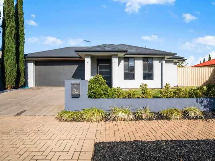 4 Manordale Court, Seaford Meadows SA 5169