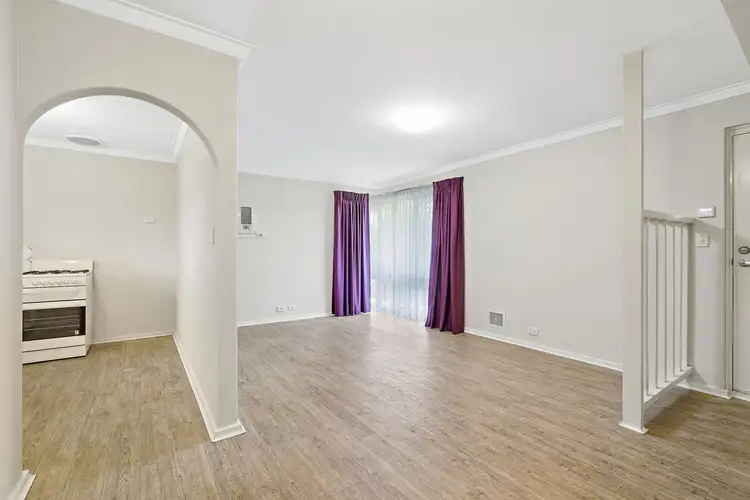 Fourth view of Homely house listing, 5 Kendal Court, Camillo WA 6111