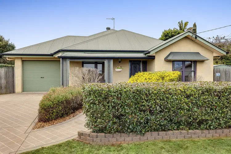564 Hume Street, Middle Ridge QLD 4350