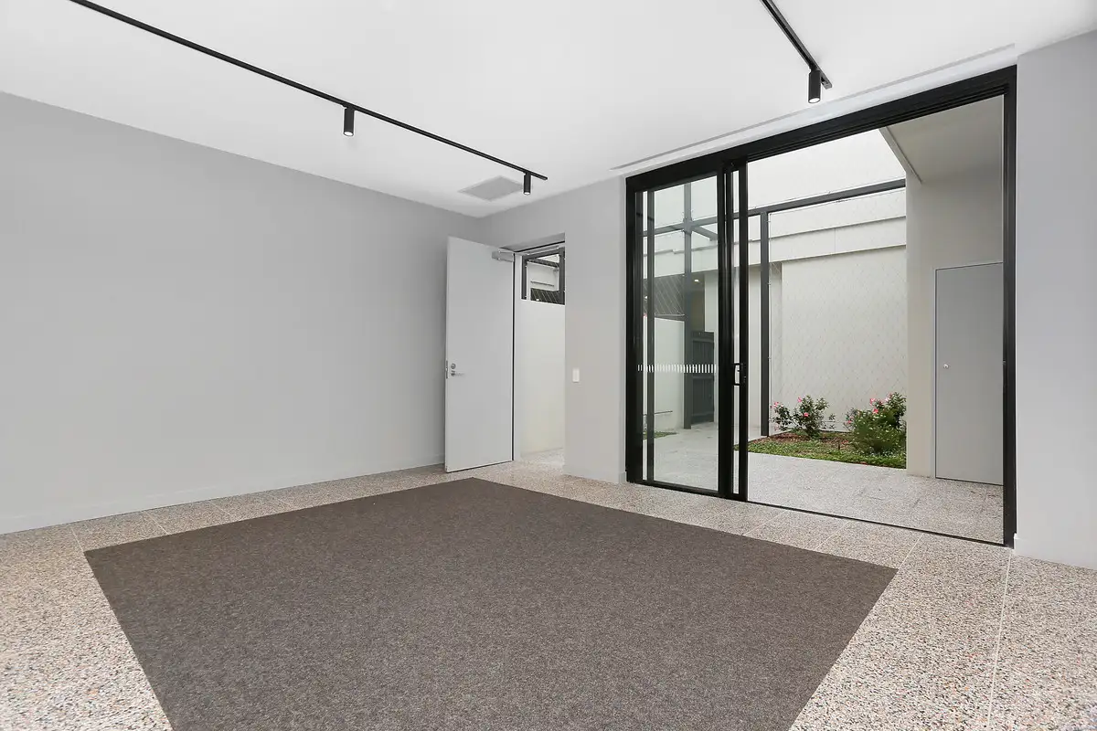 Main view of Homely flat listing, 10/15 Erskineville Road, Newtown NSW 2042