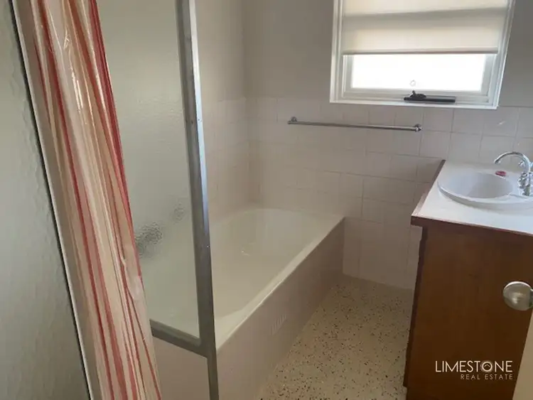Fourth view of Homely unit listing, 2/11 Duigan Street, Mount Gambier SA 5290