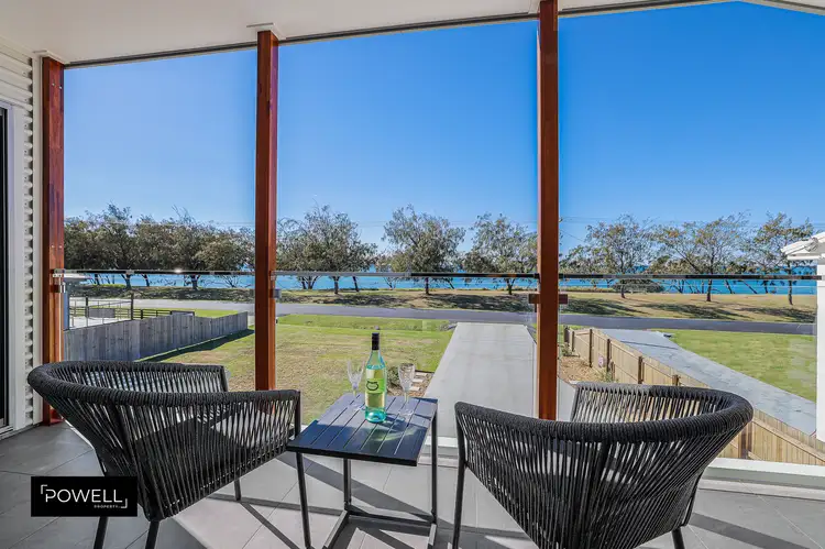 33 Sea Esplanade, Burnett Heads QLD 4670