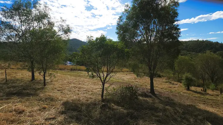 15 Rifle Range Road, Walterhall QLD 4714