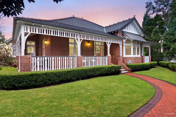 112 Bar Beach Avenue, The Junction NSW 2291