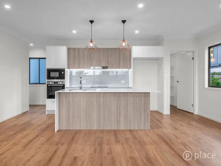 Fifth view of Homely townhouse listing, 2/52 Rawlinson Street, Murarrie QLD 4172