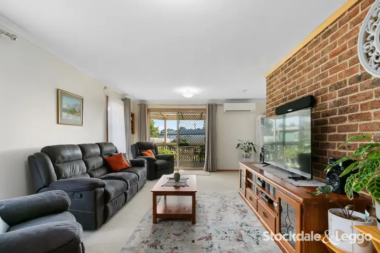 Second view of Homely house listing, 9 Hawthorn Crescent, Churchill VIC 3842
