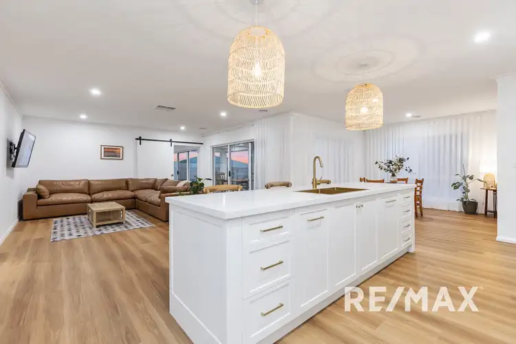 Second view of Homely house listing, 98 Valencia Drive, Gobbagombalin NSW 2650