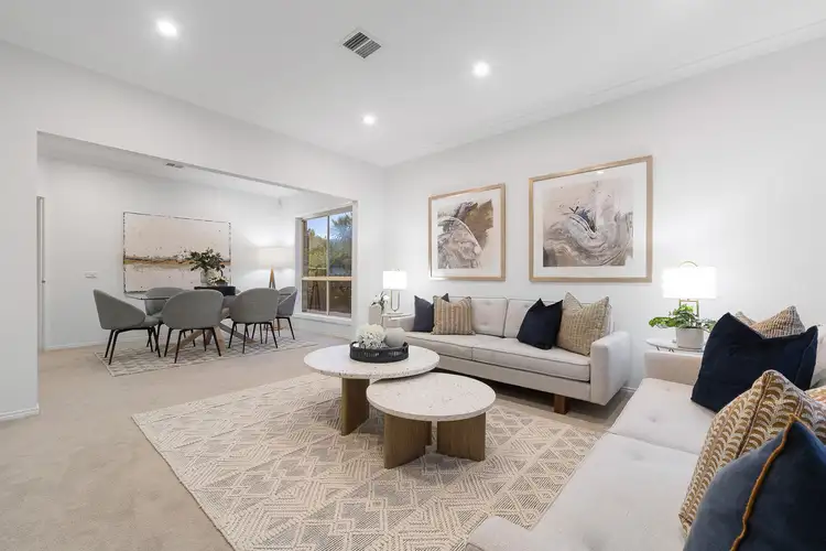 Second view of Homely house listing, 5 Bottlebrush Court, Langwarrin VIC 3910