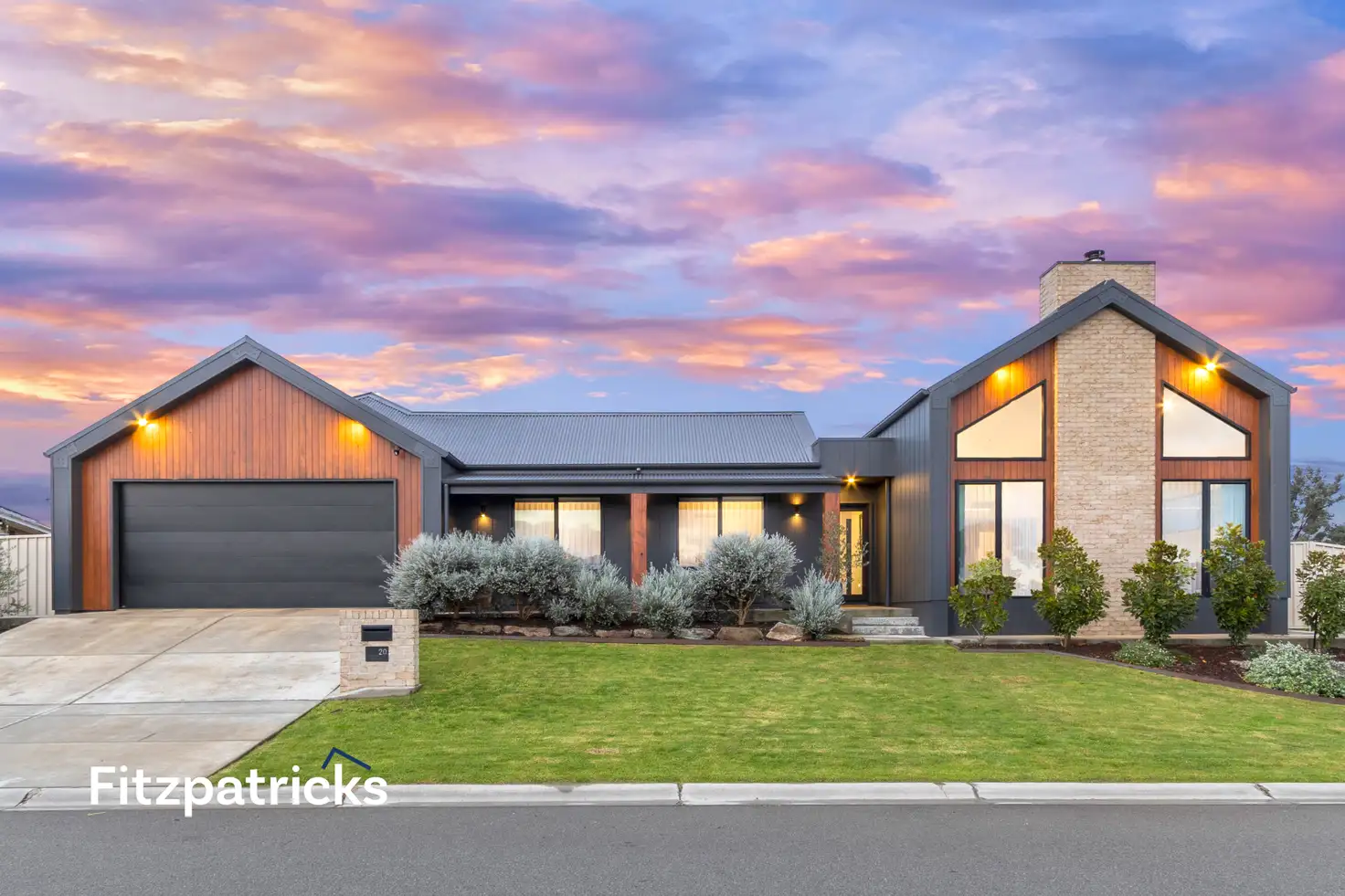 Main view of Homely house listing, 20 Kentucky Crescent, Gobbagombalin NSW 2650