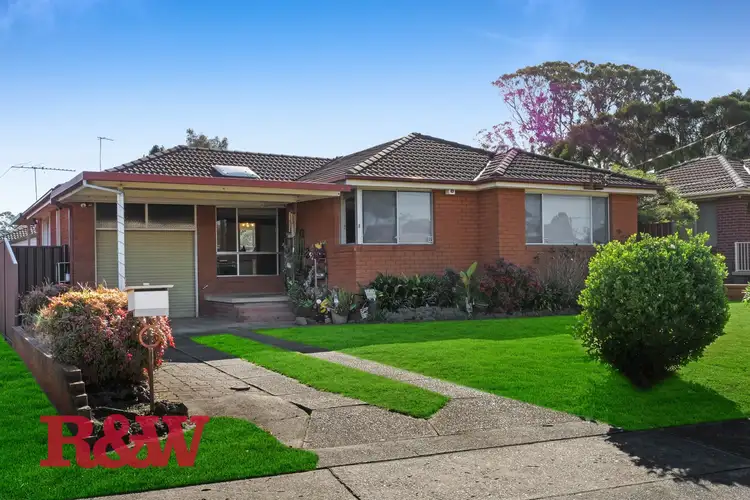 8 Tarplee Avenue, Hammondville NSW 2170
