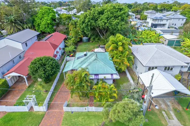 18 Bamford Street, Sandgate QLD 4017
