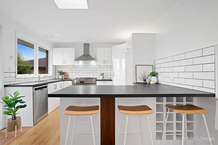 Second view of Homely house listing, 32 Dalpura Circuit, Frankston VIC 3199